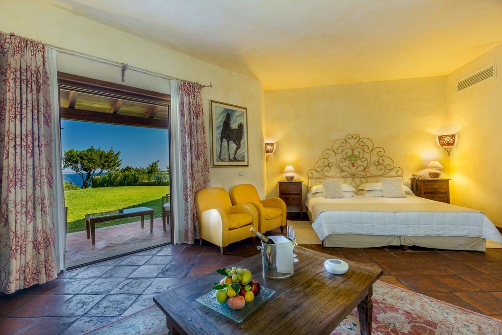 Hotel Sporting Porto Rotondo Esterno foto