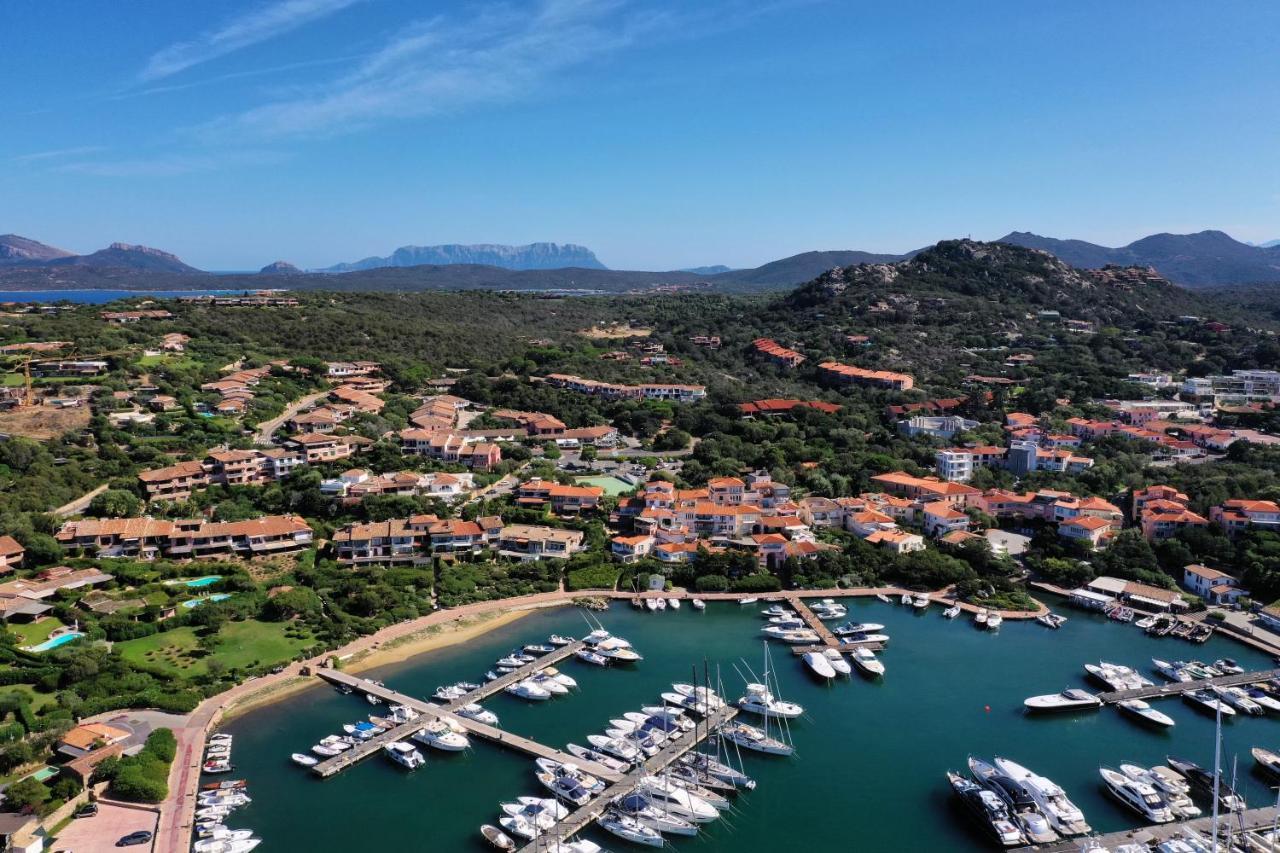 Hotel Sporting Porto Rotondo Esterno foto